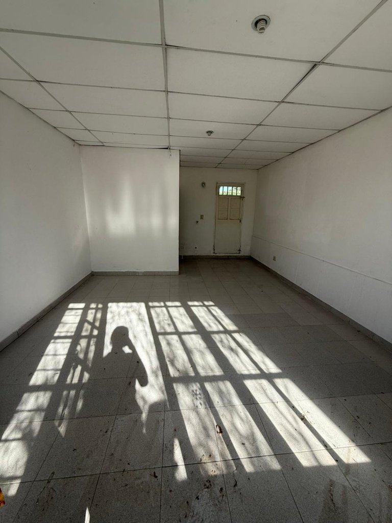 ✅ALQUILER LOCAL COMERCIAL CON PATIO COLONIA AVELLANEDA  