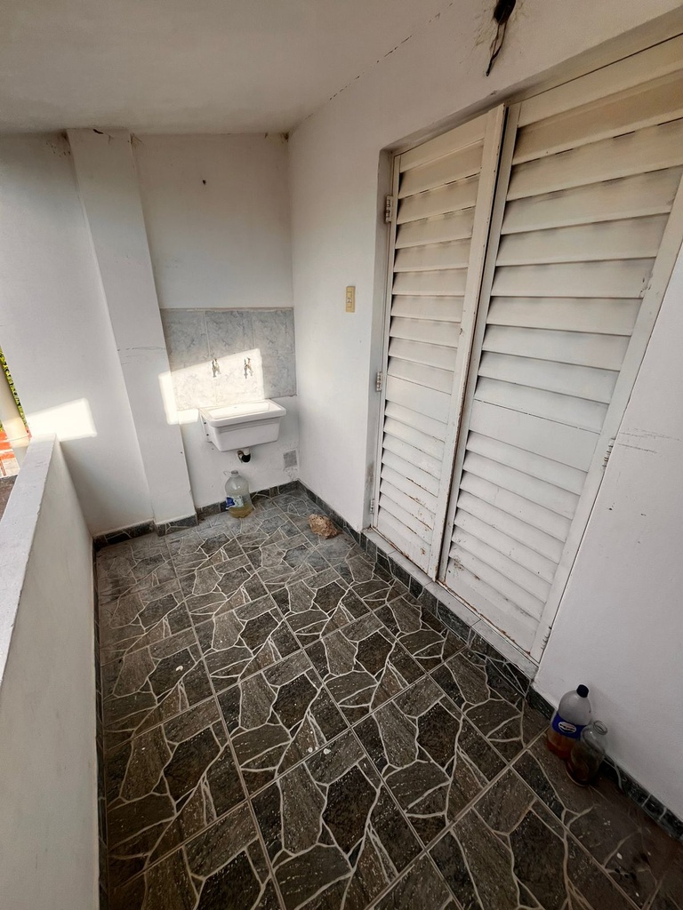 Moreno 557 1ero "A" / dpto 1 dormitorio   